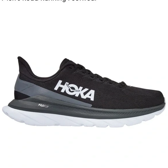 HOKA ONE ONE NIB Mens Mach 4 Mesh Black. size 9.5D. H-0069